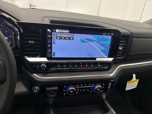 New 2026 GMC Sierra 1500 SLT w/ SLT Premium Plus Package image 18