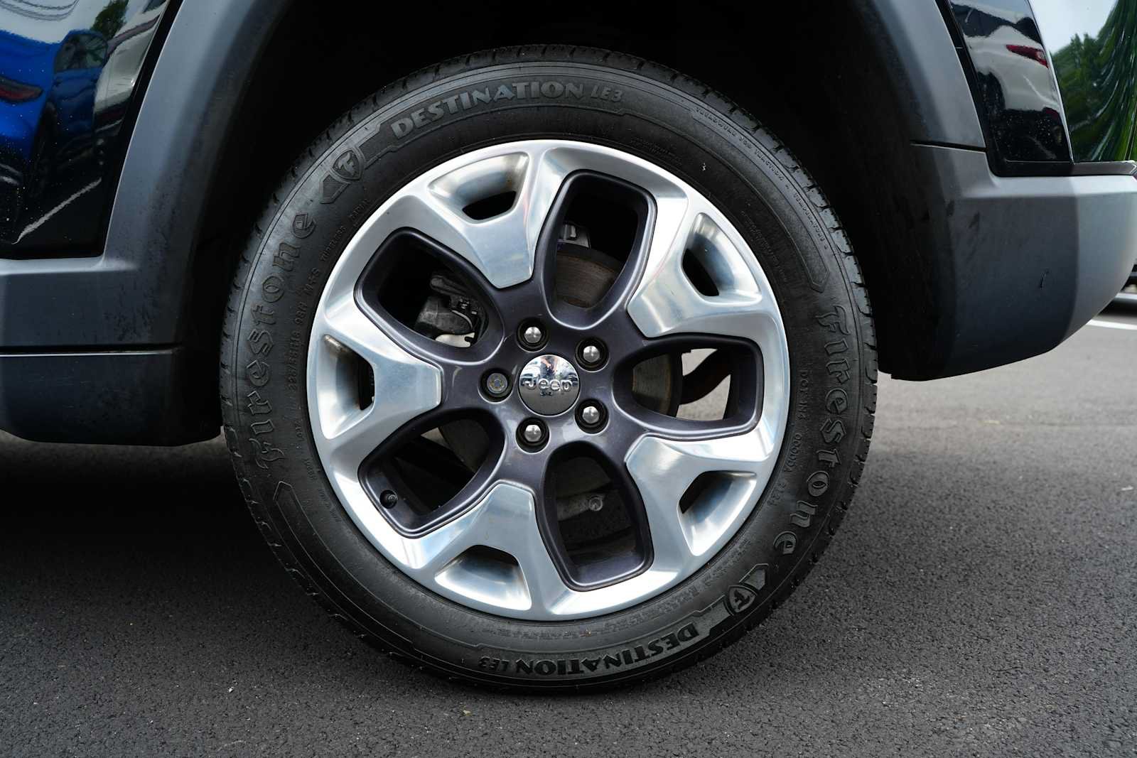 Used 2021 Jeep Compass Limited AWD/4WD image 11