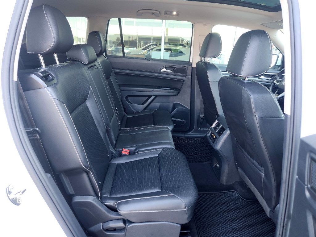 Used 2021 Volkswagen Atlas SE w/ Panoramic Sunroof Package AWD/4WD image 45
