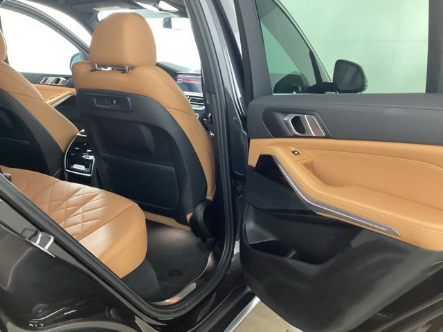 Used 2023 BMW X5 xDrive40i w/ Premium Package AWD/4WD image 19