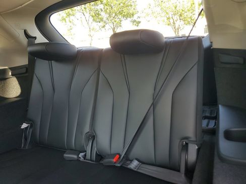 Used 2026 Acura MDX FWD w/ Technology Package image 14