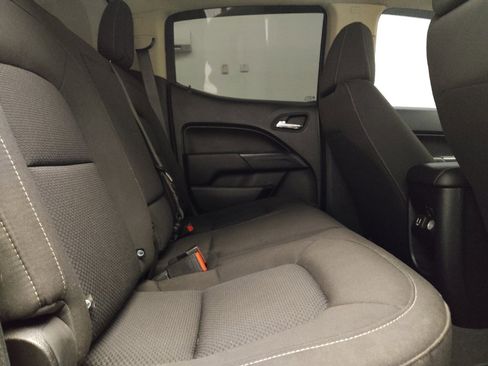 Used 2021 Chevrolet Colorado LT RWD image 19