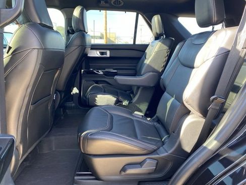 Used 2021 Ford Explorer ST w/ Equipment Group 401A image 18