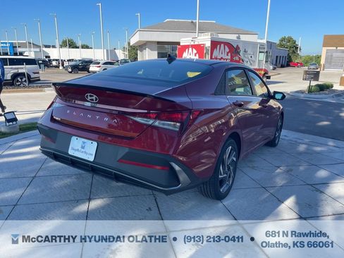 Used 2025 Hyundai Elantra Sport FWD image 15