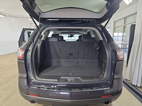 Used 2014 Chevrolet Traverse LTZ image 17