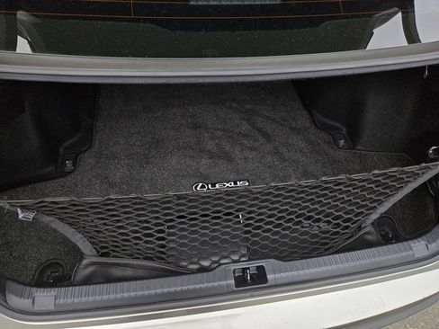 Used 2021 Lexus IS 350 F Sport RWD image 39