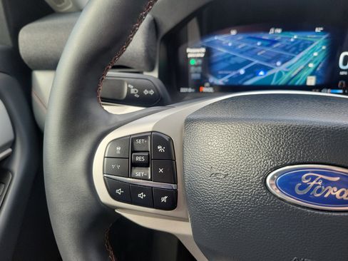 Used 2026 Ford Explorer Active w/ Active Comfort Package image 20