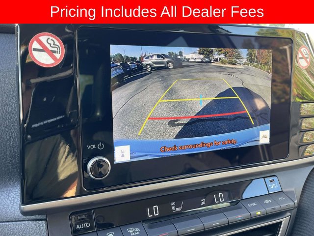 Used 2025 Toyota Camry LE FWD image 31