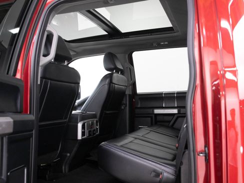 Used 2021 Ford F250 Lariat w/ Lariat Ultimate Package AWD/4WD image 19