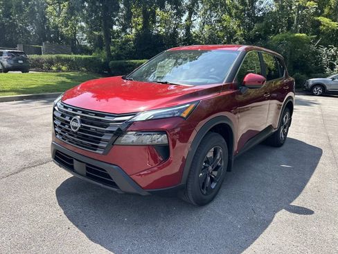New 2026 Nissan Rogue SV AWD/4WD image 3