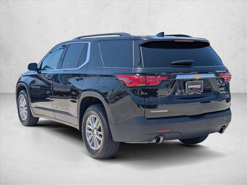 Used 2022 Chevrolet Traverse LT FWD image 8