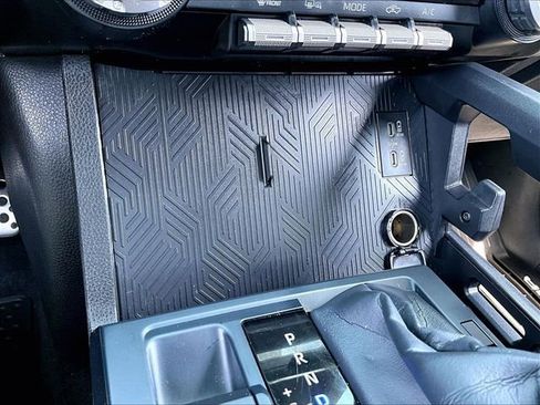 Used 2025 Toyota Tacoma TRD Sport AWD/4WD image 27