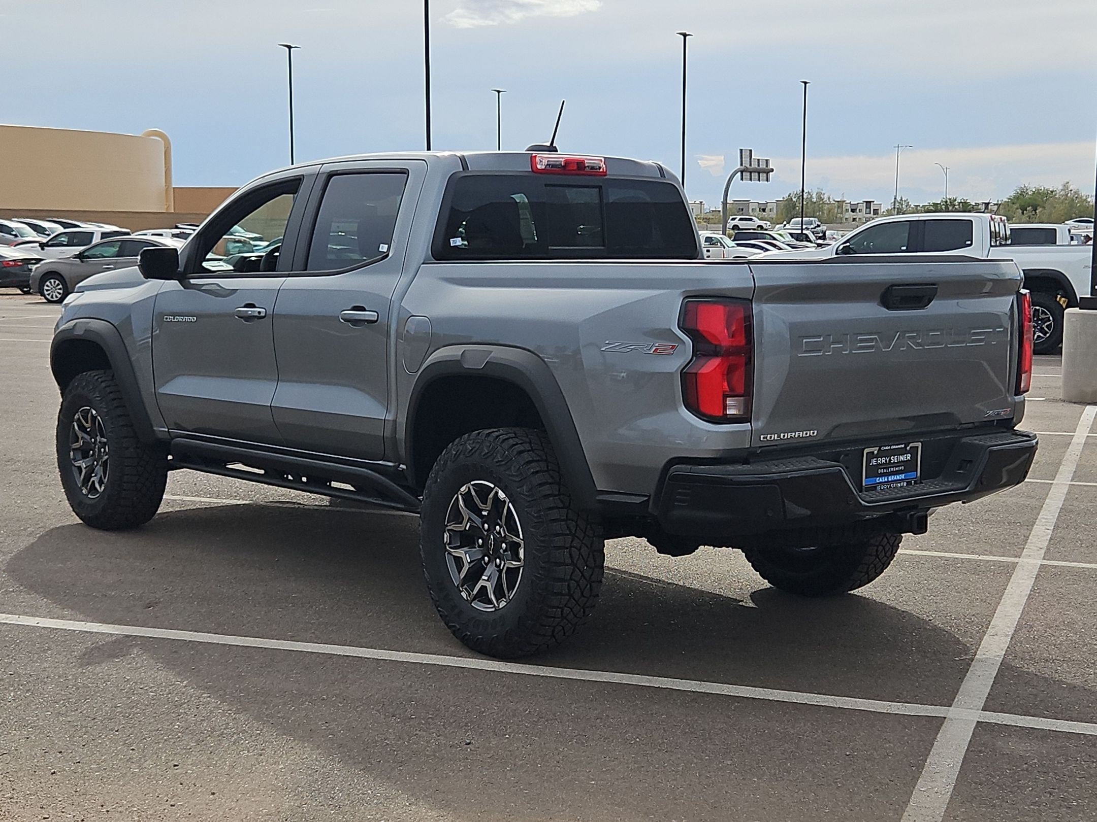 New 2026 Chevrolet Colorado ZR2 w/ Technology Package AWD/4WD image 11
