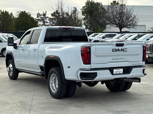 New 2026 GMC Sierra 3500 Denali Ultimate image 13