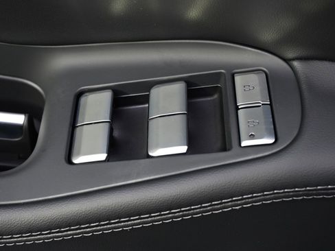 New 2025 Lincoln Navigator Reserve w/ Jet Appearance Package image 24