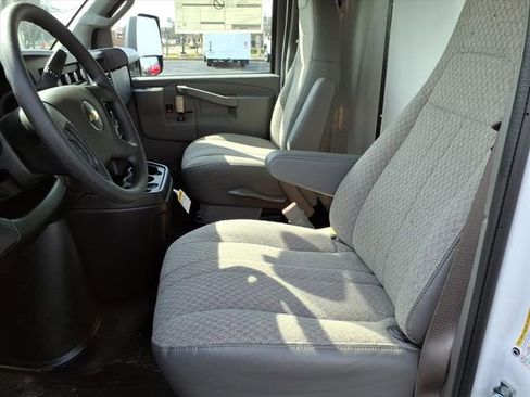 New 2026 Chevrolet Express 3500 w/ Power Convenience Package image 6