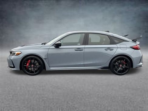 Used 2025 Honda Civic Type R image 2
