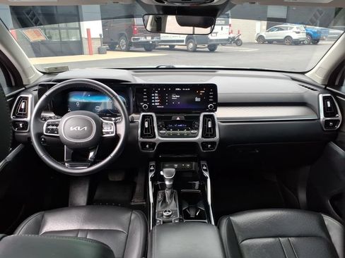 Certified 2023 Kia Sorento SX AWD/4WD image 15