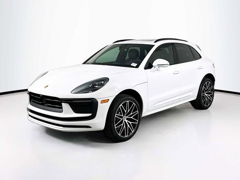 New 2026 Porsche Macan AWD/4WD image 1