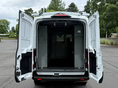 Used 2024 Ford Transit 250 148 Medium Roof RWD image 23
