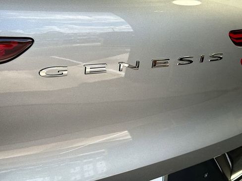 New 2026 Genesis GV70 2.5T Advanced AWD/4WD image 22