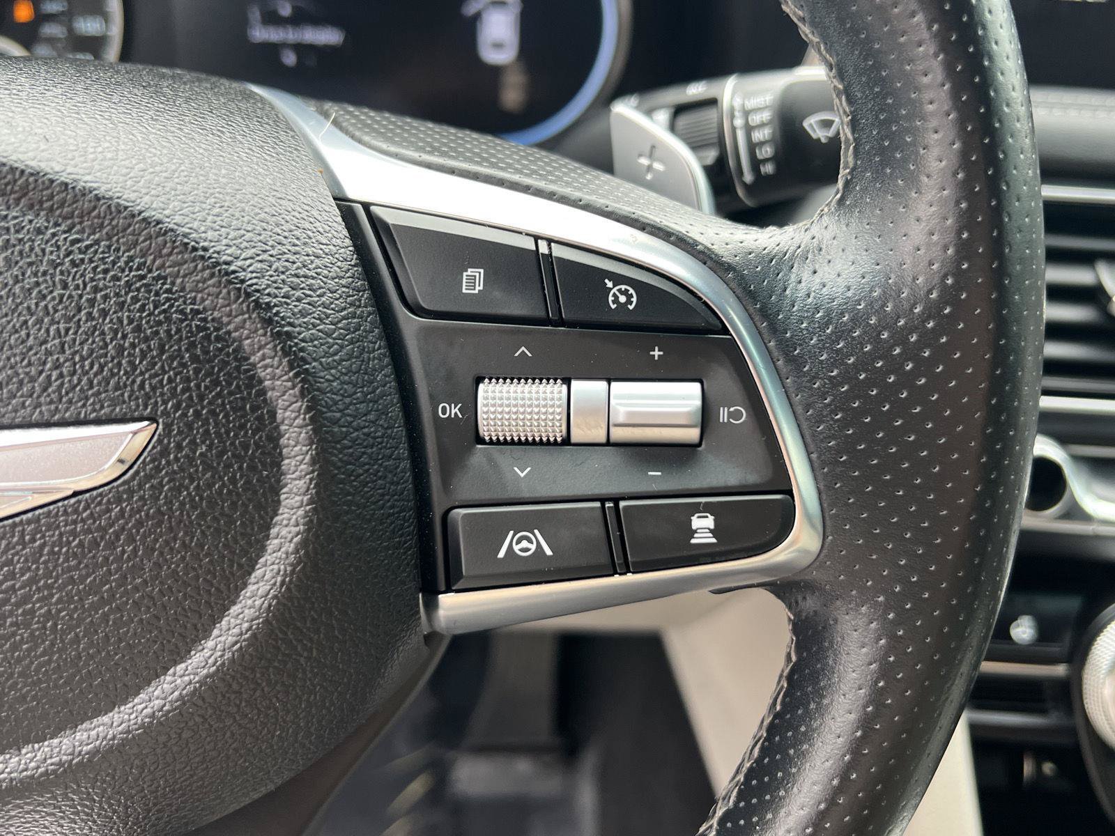 Used 2023 Genesis G70 2.0T AWD/4WD image 34