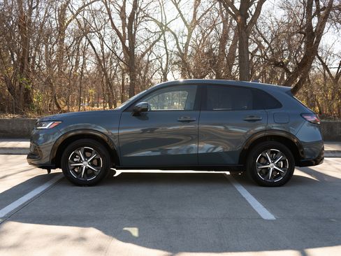 Certified 2025 Honda HR-V EX-L image 6