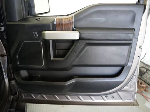 Used 2018 Ford F150 Lariat w/ Equipment Group 502A Luxury AWD/4WD image 56