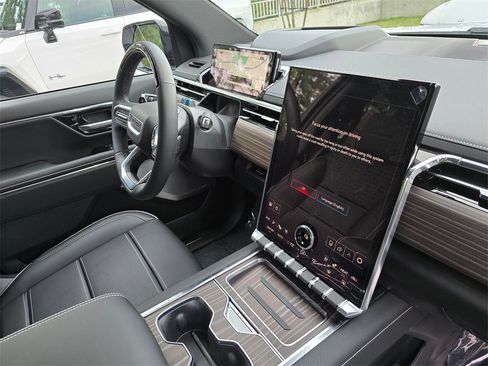 New 2026 GMC Sierra EV Denali image 44