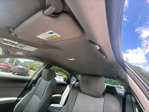 Used 2019 Honda Accord LX image 7