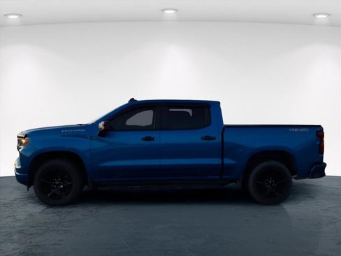 Used 2022 Chevrolet Silverado 1500 Custom image 5