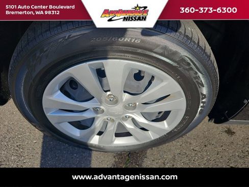 Used 2023 Kia Soul LX FWD image 23