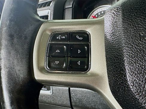 Used 2017 RAM 1500 Laramie w/ Convenience Group image 25