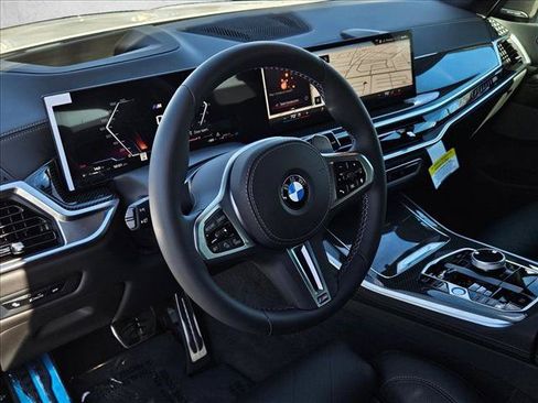 Used 2026 BMW X5 M60i AWD/4WD image 3