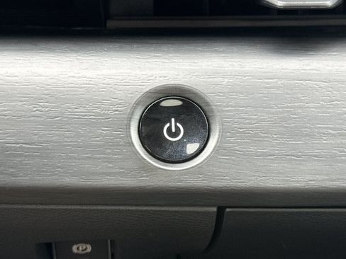 Certified 2024 Nissan Ariya AWD image 26