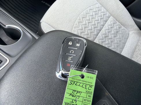 Used 2023 Chevrolet Equinox LT AWD/4WD image 43