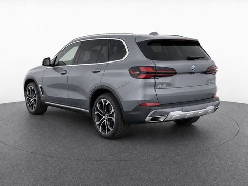 Used 2026 BMW X5 sDrive40i w/ Climate Comfort Package RWD image 5