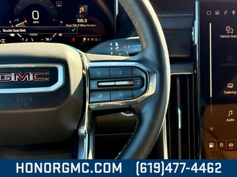 Used 2025 GMC Acadia Elevation image 29