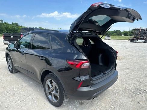 Used 2025 Ford Escape ST-Line AWD/4WD image 19