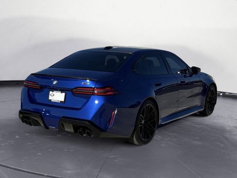 Used 2025 BMW M5 Base w/ Carbon Package image 7