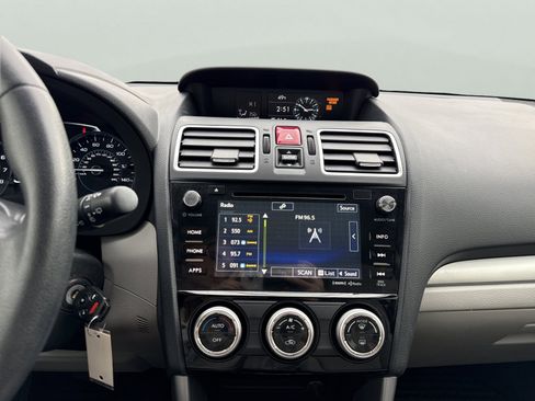 Used 2018 Subaru Forester 2.5i Premium image 17