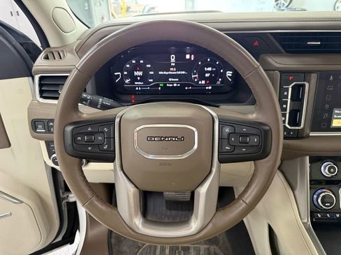 Used 2023 GMC Yukon Denali image 31