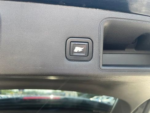 Used 2020 GMC Terrain Denali w/ Denali Premium Package AWD/4WD image 20