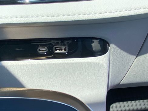 New 2026 Buick Enclave Avenir w/ Super Cruise Package image 21