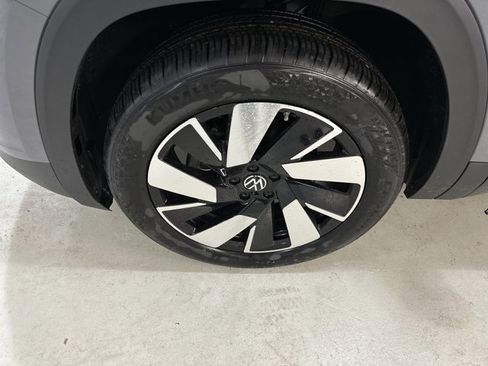 New 2026 Volkswagen Atlas Cross Sport SE AWD/4WD image 11
