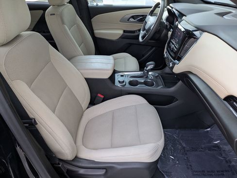 Used 2023 Chevrolet Traverse LS FWD image 27