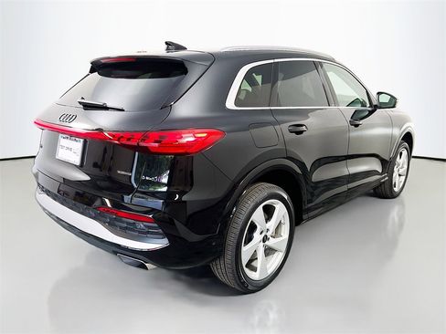 New 2025 Audi Q5 Premium Plus image 7