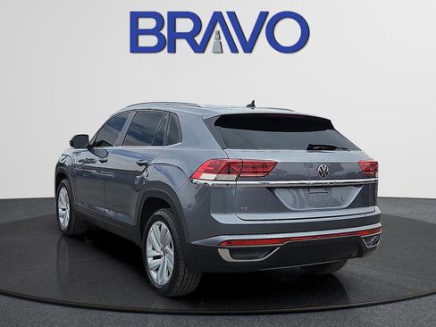 Used 2021 Volkswagen Atlas Cross Sport SE FWD image 5