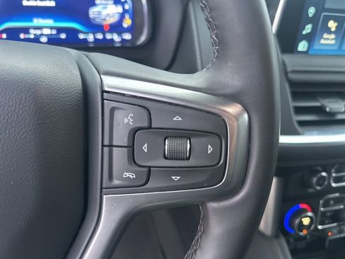 Used 2024 Chevrolet Suburban Z71 w/ Luxury Package image 21