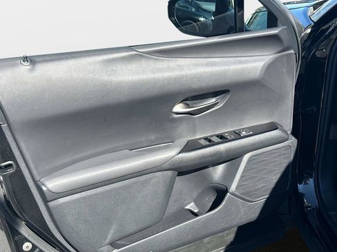 Used 2019 Lexus UX 250h F Sport w/ F Sport Premium Package image 17